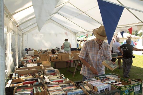 Victory - The book-seller.jpg - The Book Seller